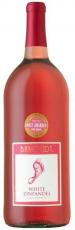 Barefoot Winery - Barefoot White Zinfandel NV (1.5L)